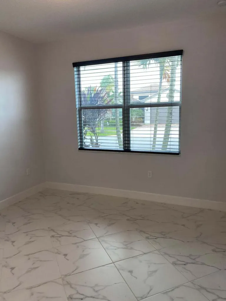 12049 SW Jasper Lake Way Port St Lucie FL 34987