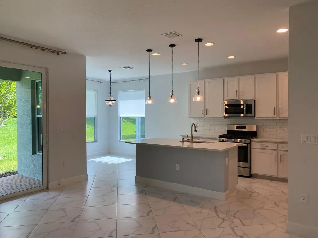 12049 SW Jasper Lake Way Port St Lucie FL 34987