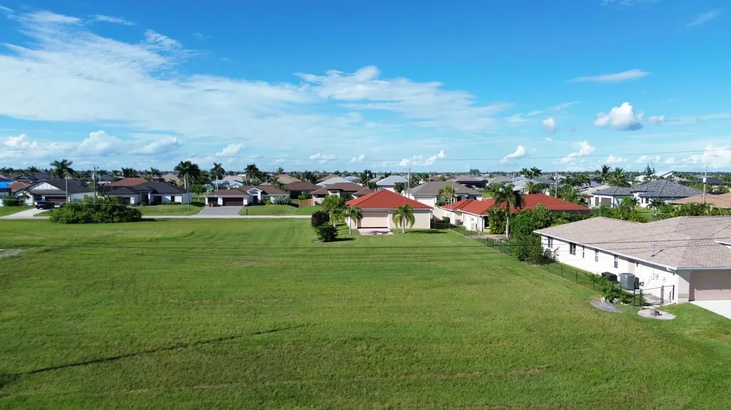 3325 NW 8th Terrace Cape Coral FL 33993