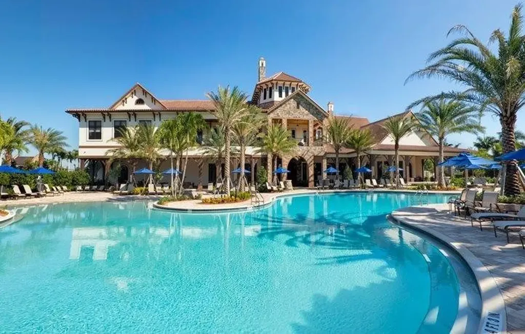 9860 Blue Isle Bay Parkland FL 33076