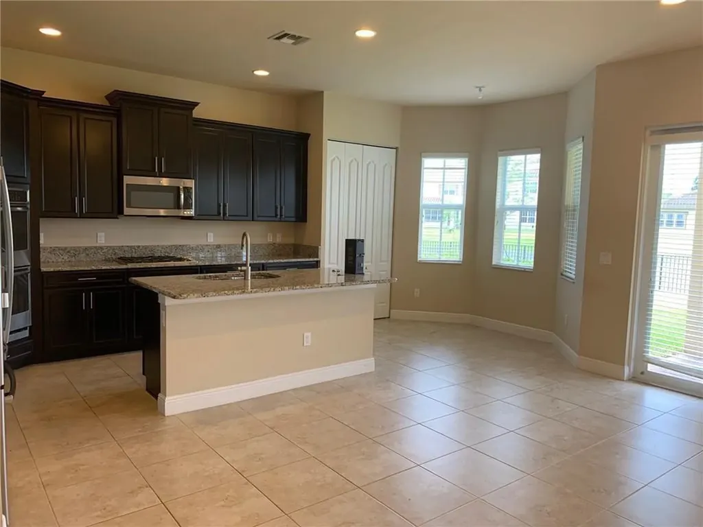 9860 Blue Isle Bay Parkland FL 33076