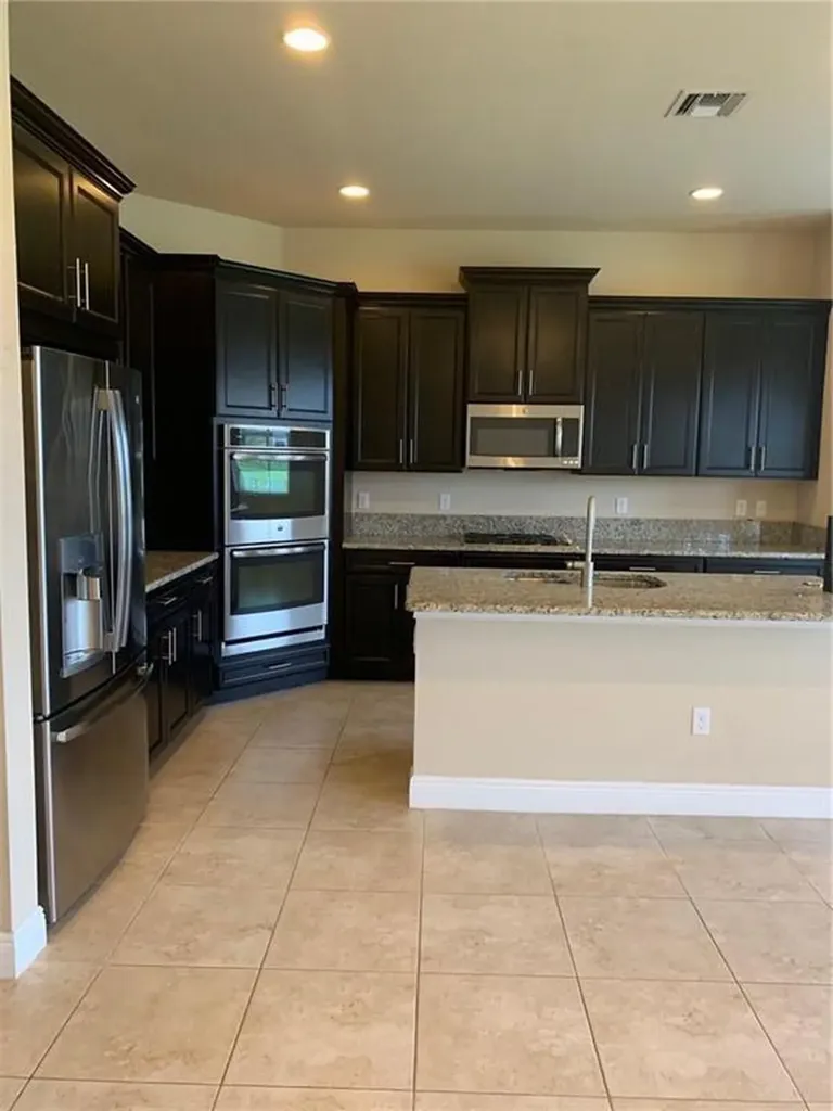9860 Blue Isle Bay Parkland FL 33076