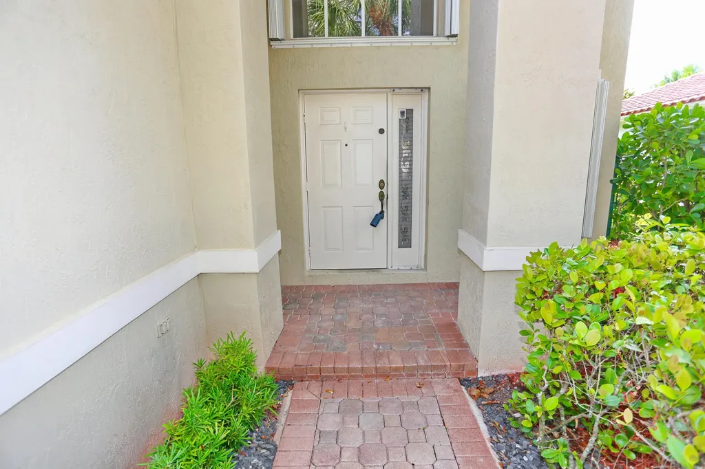 5157 NW 122nd Avenue Coral Springs FL 33076