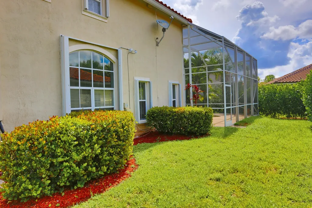 5157 NW 122nd Avenue Coral Springs FL 33076