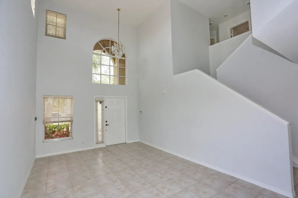 5157 NW 122nd Avenue Coral Springs FL 33076