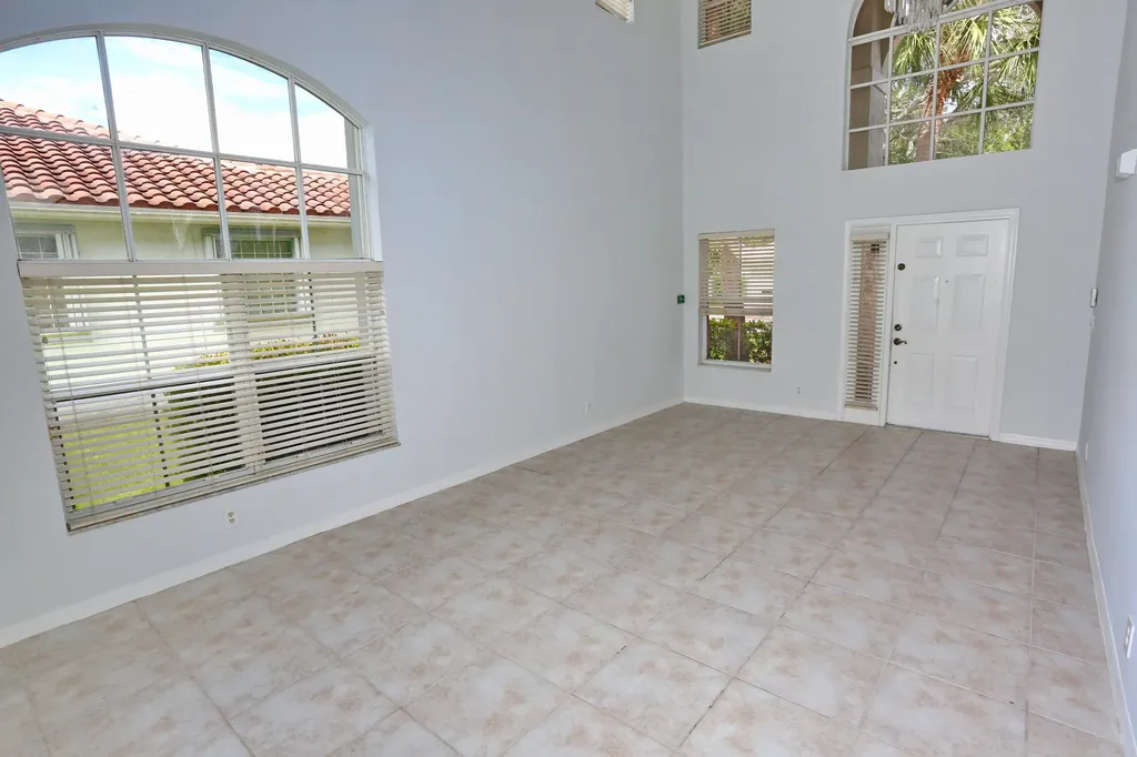 5157 NW 122nd Avenue Coral Springs FL 33076