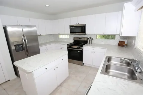 5157 NW 122nd Avenue Coral Springs FL 33076