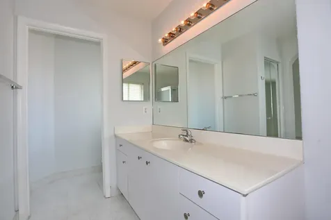 5157 NW 122nd Avenue Coral Springs FL 33076