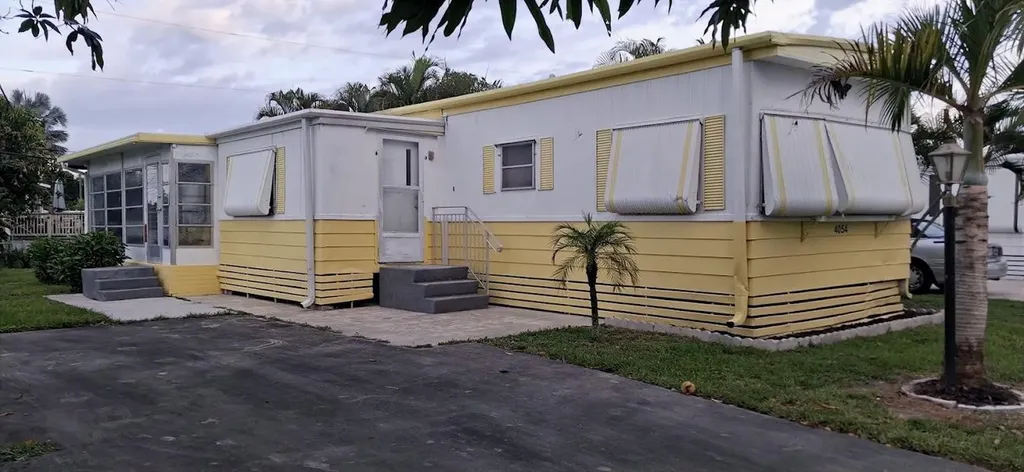 4054 Marigold Road Boynton Beach FL 33436