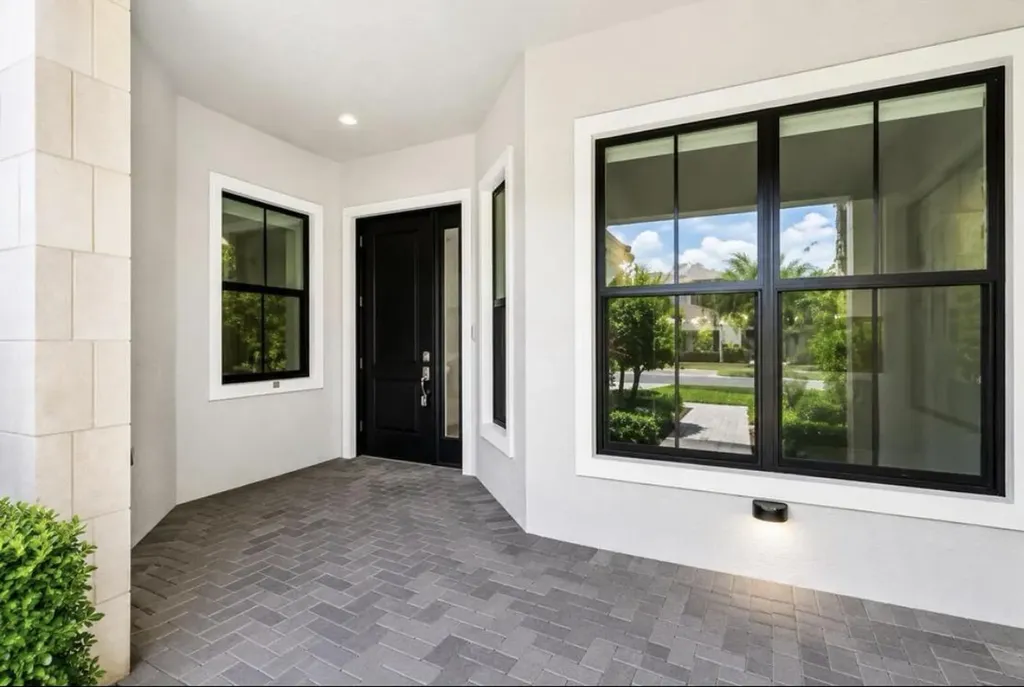 5603 Delacroix Terrace Palm Beach Gardens FL 33418