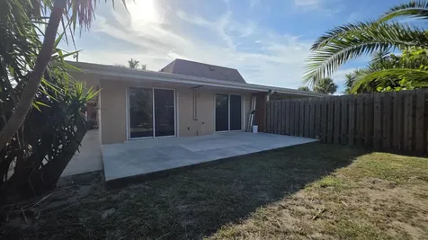 462 Hernando Street Fort Pierce FL 34949