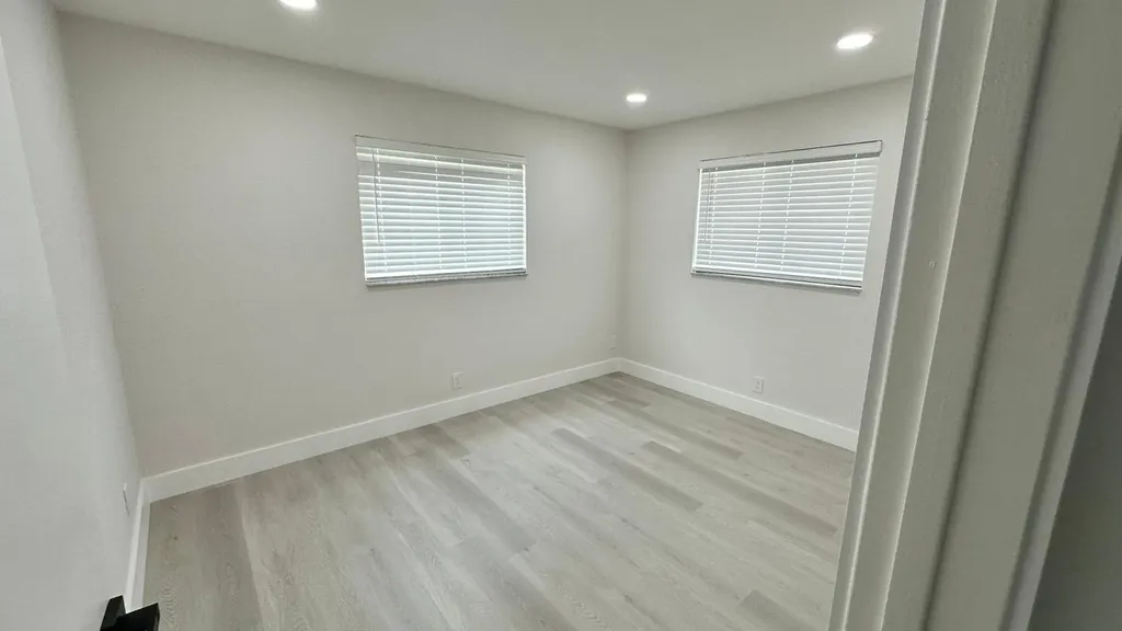 3261 SW 4th Street Deerfield Beach FL 33442