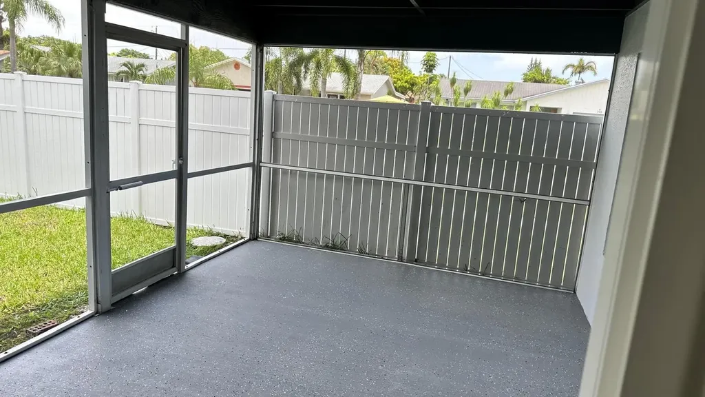 3261 SW 4th Street Deerfield Beach FL 33442