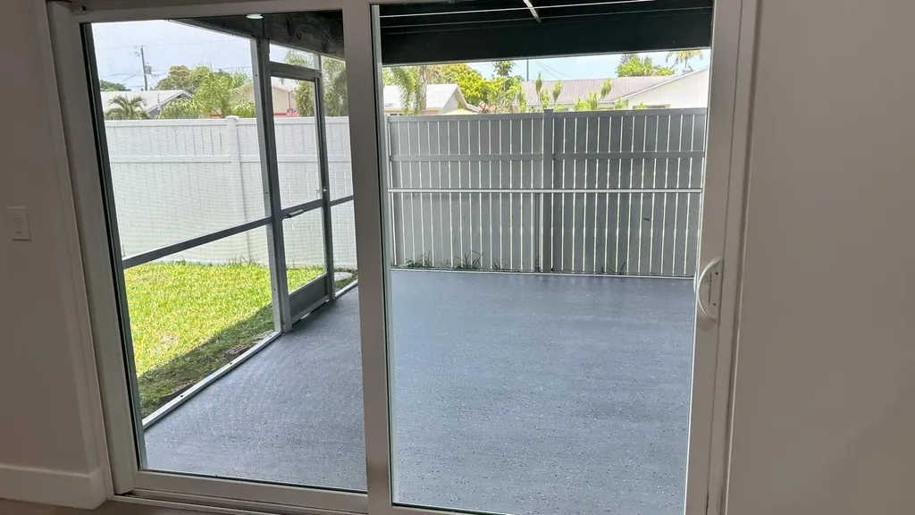 3261 SW 4th Street Deerfield Beach FL 33442