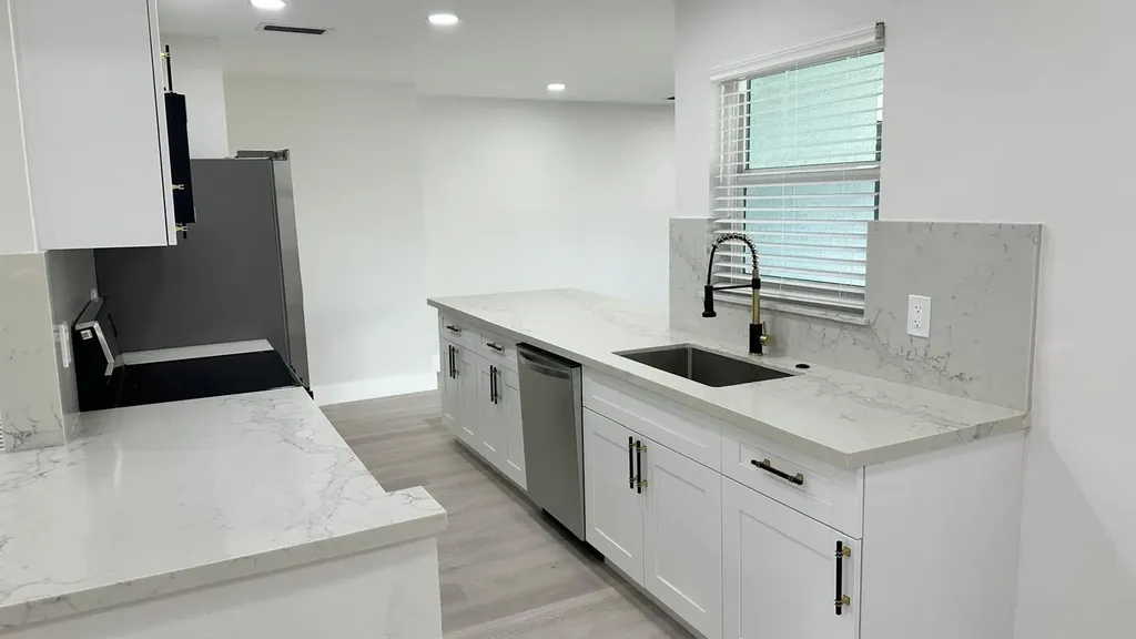 3261 SW 4th Street Deerfield Beach FL 33442