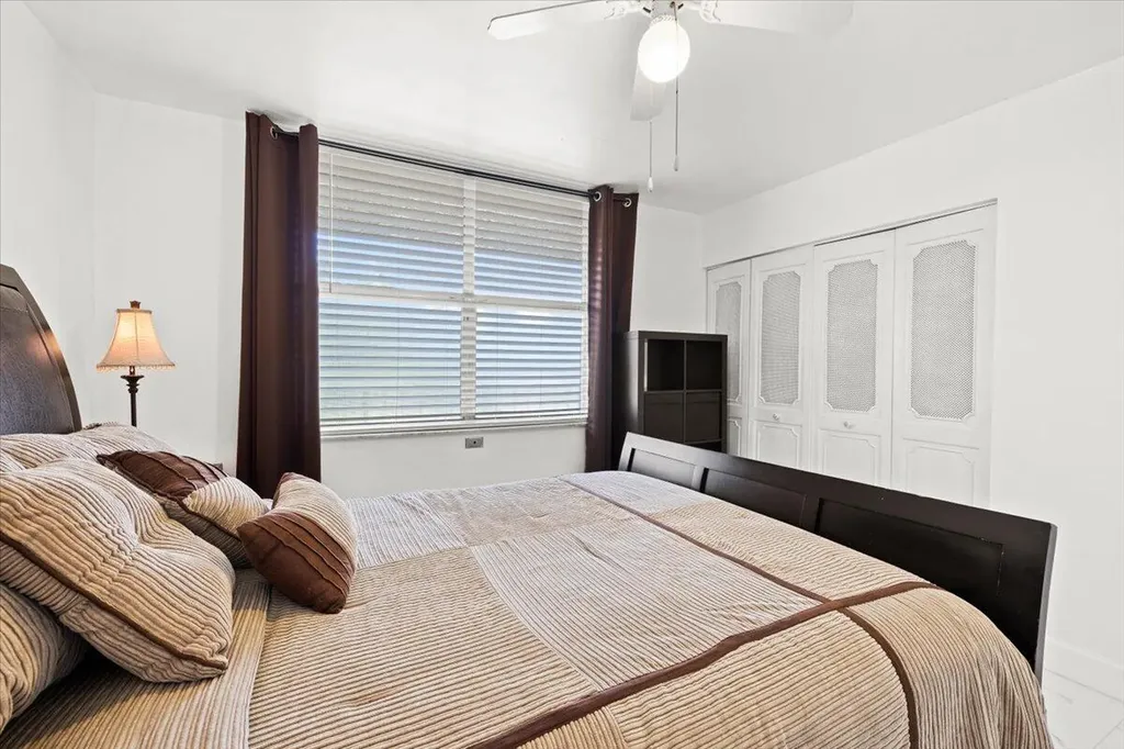 4550 NW 18th Avenue Deerfield Beach FL 33064