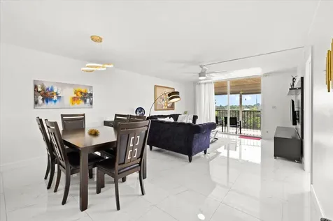 4550 NW 18th Avenue Deerfield Beach FL 33064