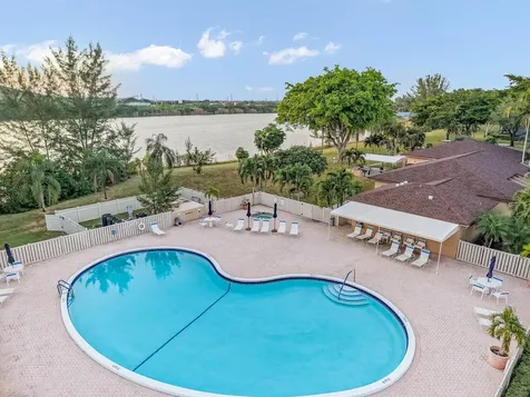 4550 NW 18th Avenue Deerfield Beach FL 33064