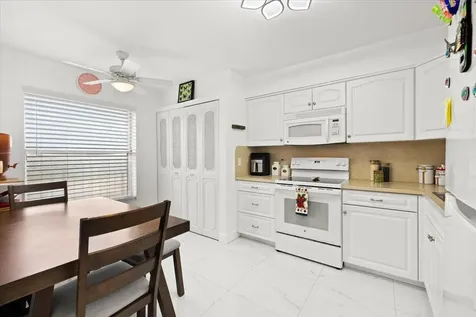4550 NW 18th Avenue Deerfield Beach FL 33064