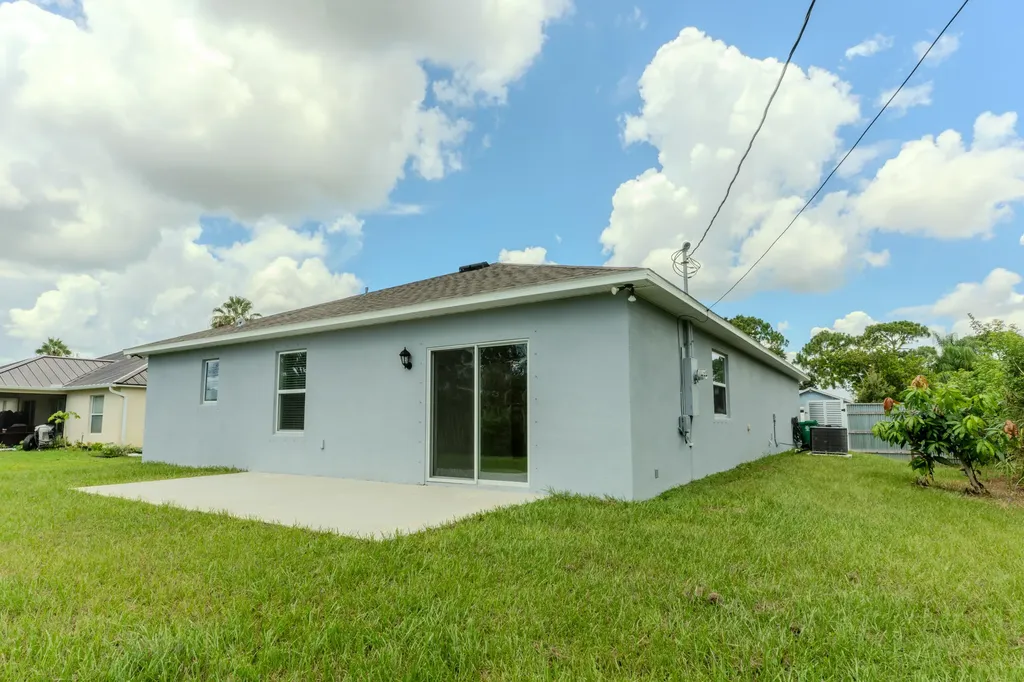 349 NW Aurora Street Port St Lucie FL 34983