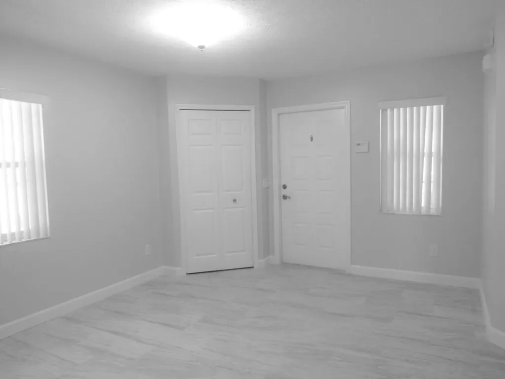 1242 SW Melrose Avenue Port St Lucie FL 34953