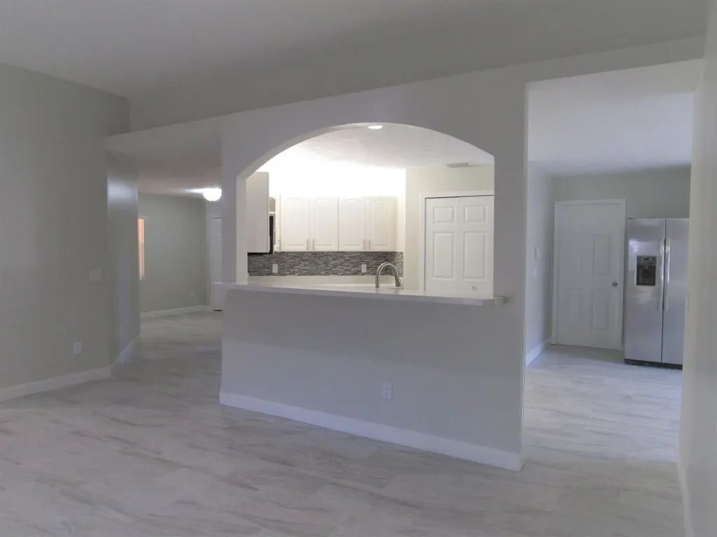 1242 SW Melrose Avenue Port St Lucie FL 34953