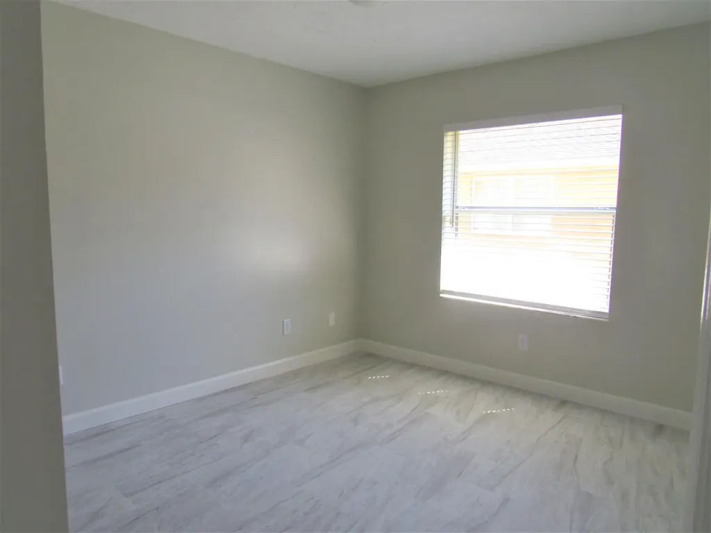 1242 SW Melrose Avenue Port St Lucie FL 34953
