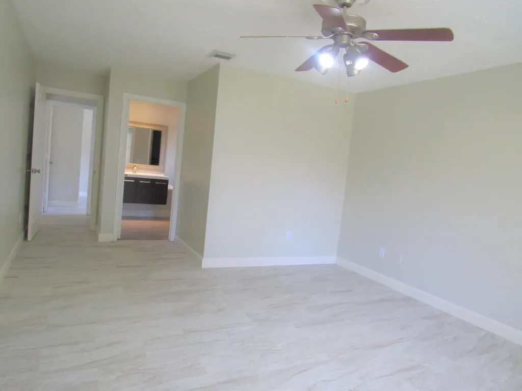 1242 SW Melrose Avenue Port St Lucie FL 34953