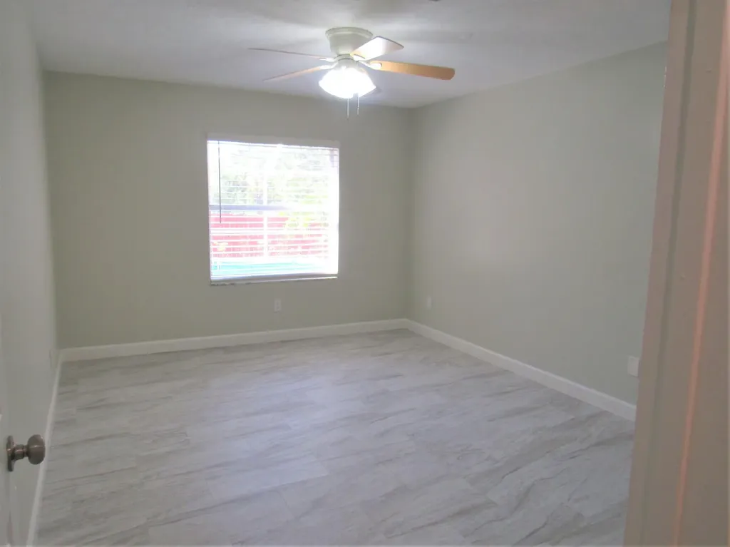 1242 SW Melrose Avenue Port St Lucie FL 34953