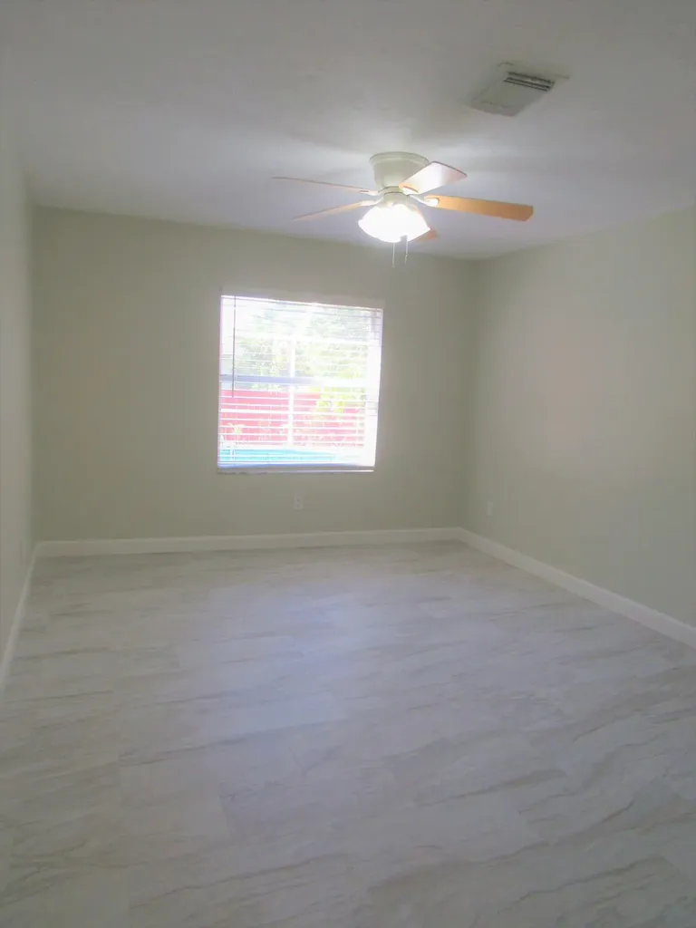 1242 SW Melrose Avenue Port St Lucie FL 34953