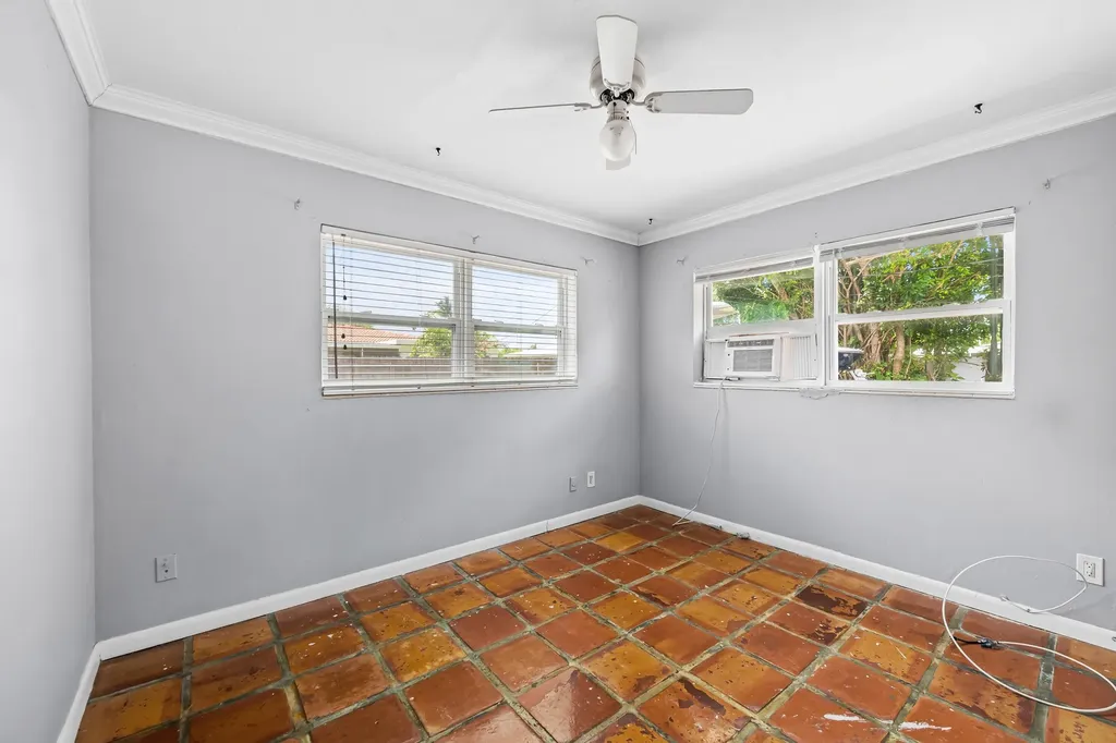 2199 NE 5th Avenue Boca Raton FL 33431