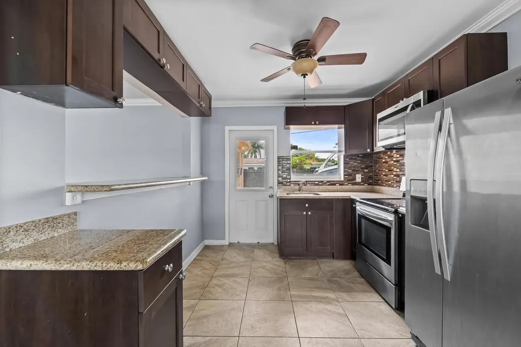 2199 NE 5th Avenue Boca Raton FL 33431