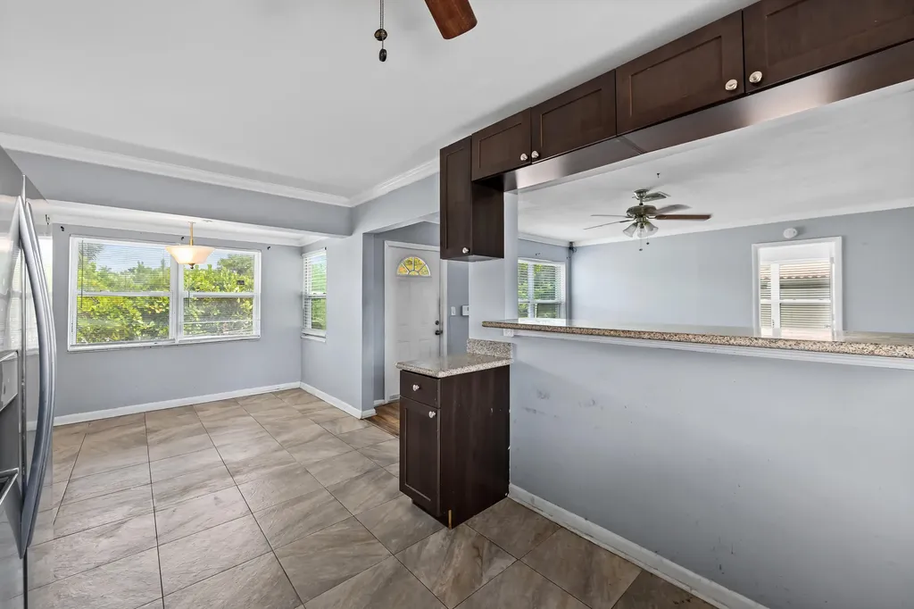 2199 NE 5th Avenue Boca Raton FL 33431