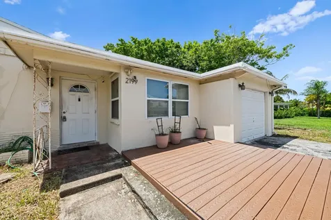 2199 NE 5th Avenue Boca Raton FL 33431