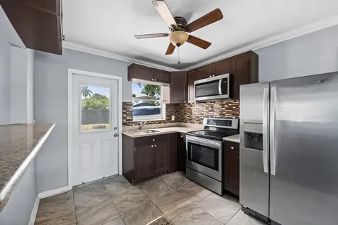 2199 NE 5th Avenue Boca Raton FL 33431