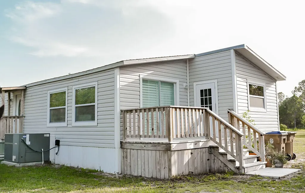 5820 E Tangerine Lane Okeechobee FL 34972