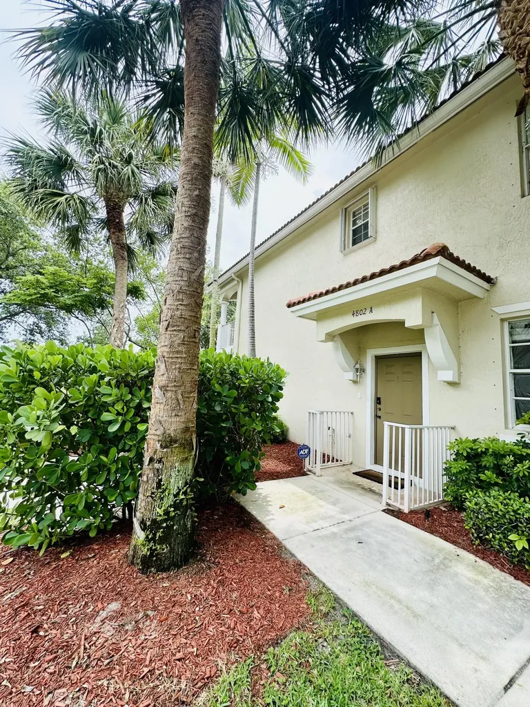 4802 W Bexley Park Drive Delray Beach FL 33445