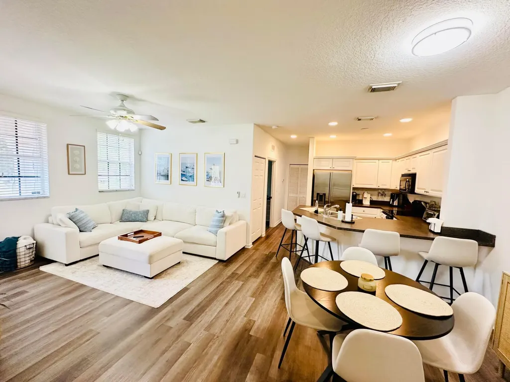 4802 W Bexley Park Drive Delray Beach FL 33445