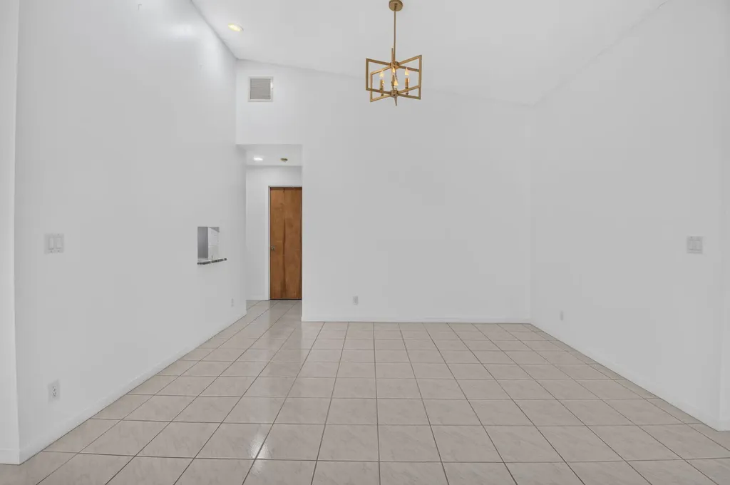 10048 Country Brook Road Boca Raton FL 33428