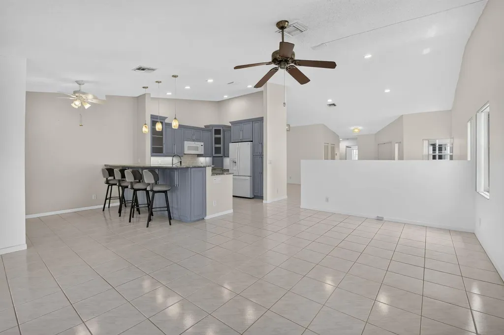10048 Country Brook Road Boca Raton FL 33428