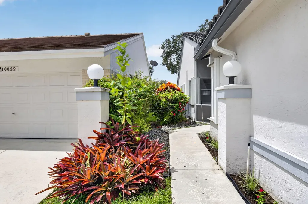 10048 Country Brook Road Boca Raton FL 33428