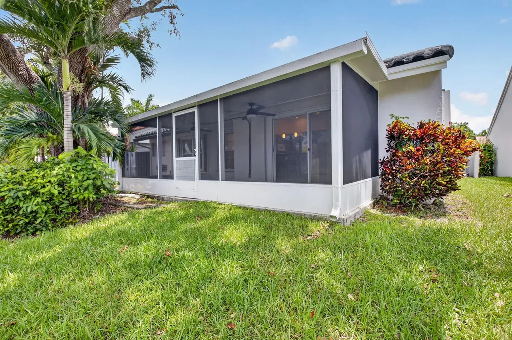 10048 Country Brook Road Boca Raton FL 33428