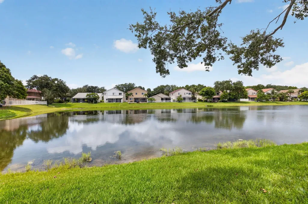 10048 Country Brook Road Boca Raton FL 33428