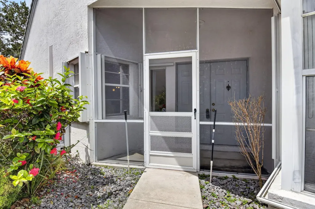 10048 Country Brook Road Boca Raton FL 33428