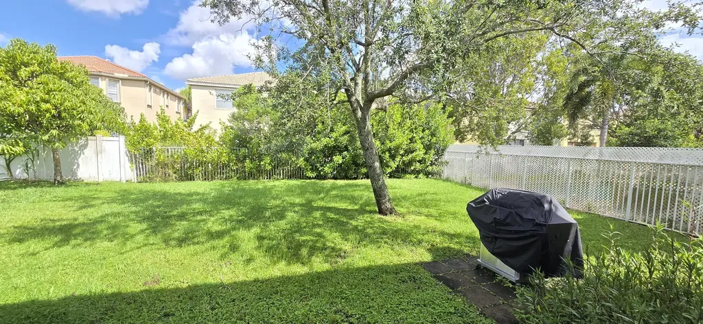 9138 Dupont Place Wellington FL 33414