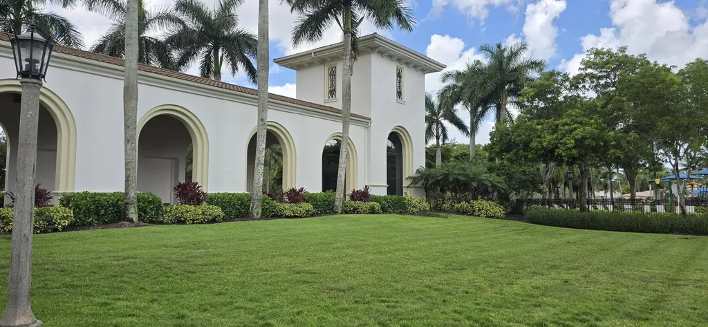 9138 Dupont Place Wellington FL 33414