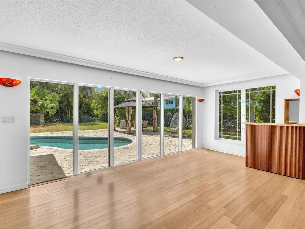 518 N Riverside Drive Pompano Beach FL 33062