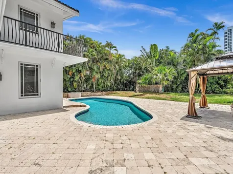 518 N Riverside Drive Pompano Beach FL 33062