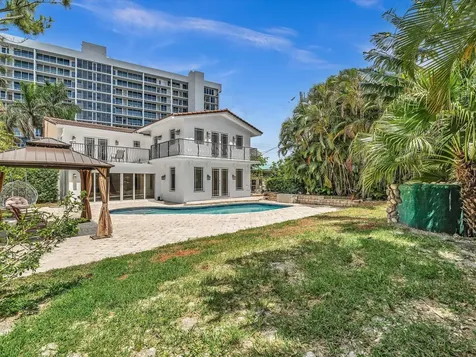 518 N Riverside Drive Pompano Beach FL 33062