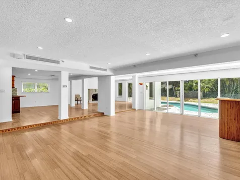 518 N Riverside Drive Pompano Beach FL 33062